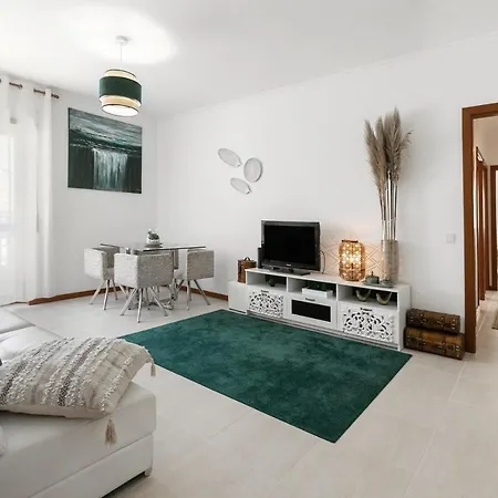 Modern Flat Nazare