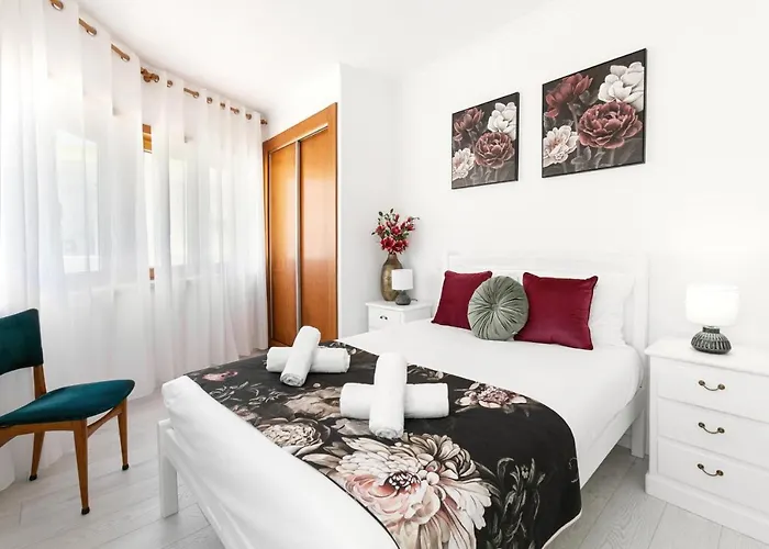 Modern Flat * Nazare